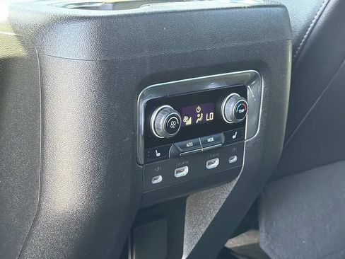 Used 2024 Chevrolet Tahoe LT w/ Luxury Package AWD/4WD image 14