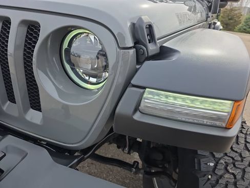 Used 2023 Jeep Wrangler Unlimited Sport AWD/4WD image 33