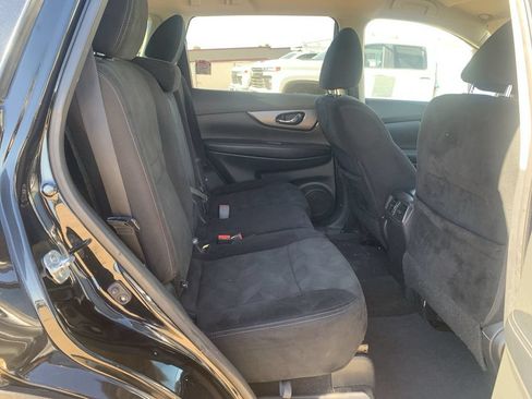 Used 2016 Nissan Rogue S w/ S Family Package FWD image 26