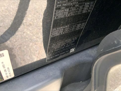 Certified 2023 Land Rover Defender 110 X-Dynamic SE AWD/4WD image 33