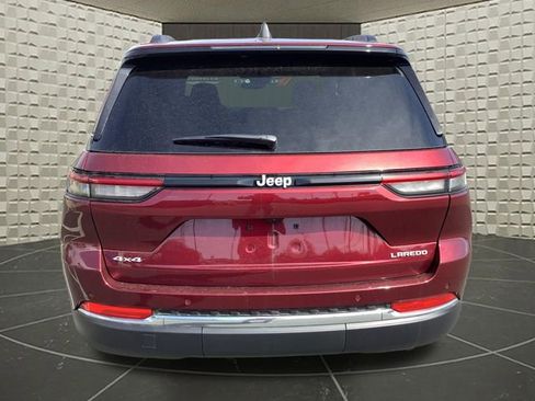 New 2026 Jeep Grand Cherokee Laredo image 7