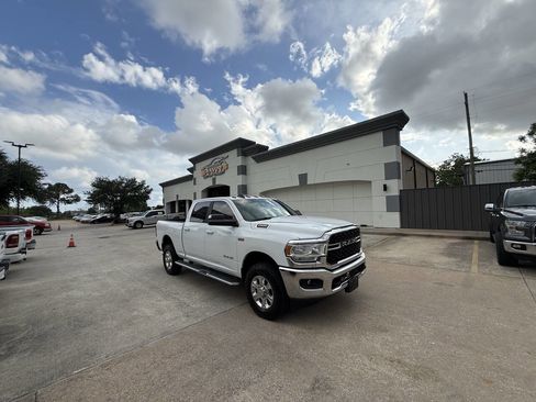 Used 2022 RAM 2500 Big Horn w/ Level A Equipment Group AWD/4WD image 43