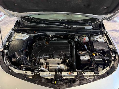 Used 2021 Chevrolet Malibu LS FWD image 50