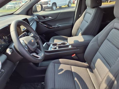 New 2026 Chevrolet Equinox LT image 12