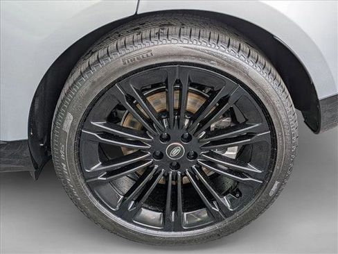 Used 2025 Land Rover Range Rover SE AWD/4WD image 25