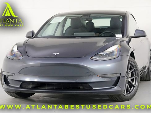 Used 2021 Tesla Model 3 Standard Range Plus image 1