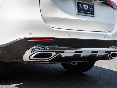 New 2026 Mercedes-Benz GLC 300 4MATIC image 9