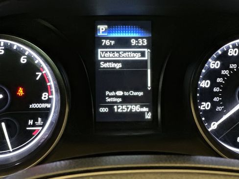 Used 2023 Toyota Camry SE w/ Protection Package (Q2) (TMS) FWD image 25