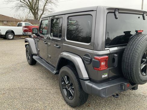 Used 2020 Jeep Wrangler Unlimited Sahara image 17