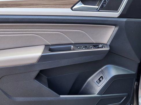 Certified 2023 Volkswagen Atlas SEL AWD/4WD image 19