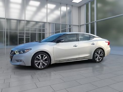Used 2017 Nissan Maxima 3.5 SV FWD image 4