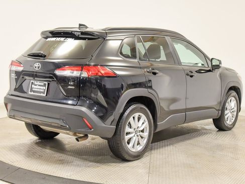 Used 2023 Toyota Corolla Cross LE image 10
