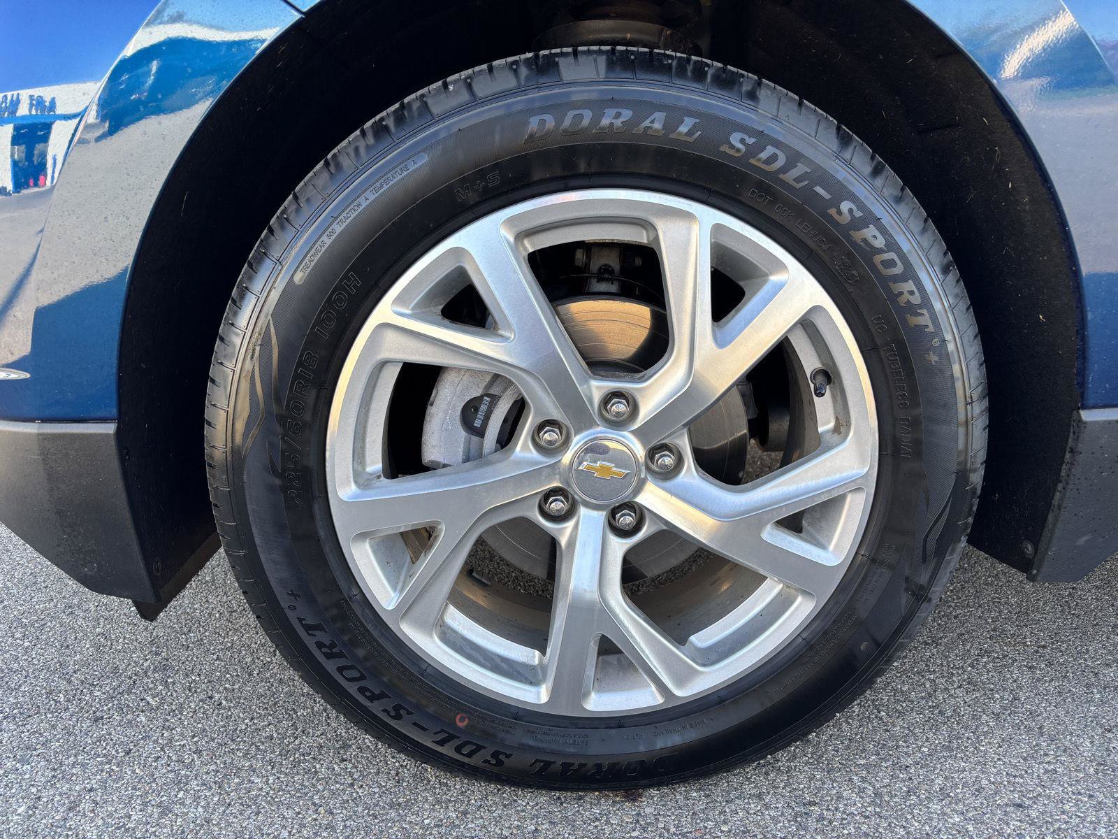 Used 2019 Chevrolet Equinox Premier FWD image 7