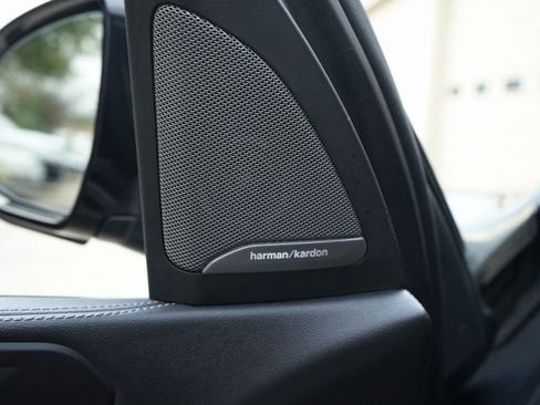 Used 2025 BMW X5 xDrive50e w/ M Sport Package image 28