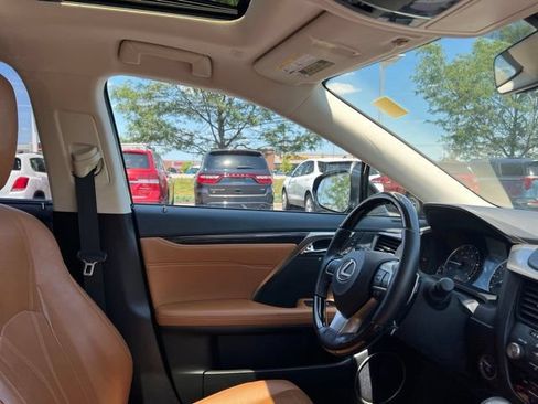 Used 2022 Lexus RX 450hL Luxury w/ Cold Area Package (CT) AWD/4WD image 40