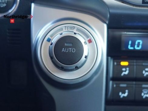 Used 2018 Toyota 4Runner Limited image 31