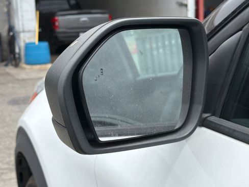 Used 2020 Ford Explorer XLT RWD image 8