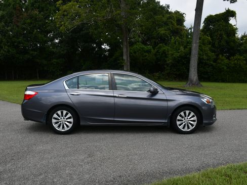 Used 2015 Honda Accord EX image 5