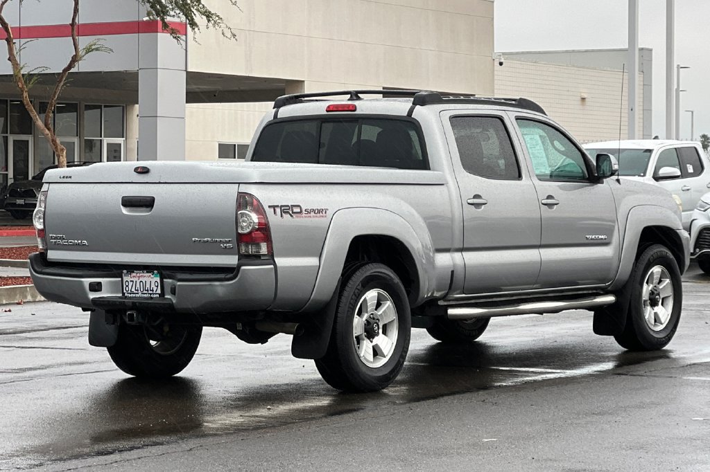 Used 2014 Toyota Tacoma PreRunner w/ TRD Sport Package RWD image 5