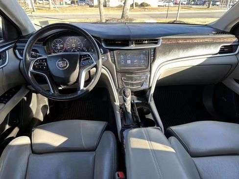 Used 2014 Cadillac XTS Premium image 12