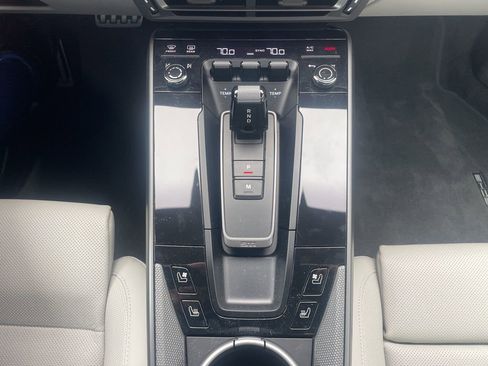 Certified 2024 Porsche 911 Carrera S image 32