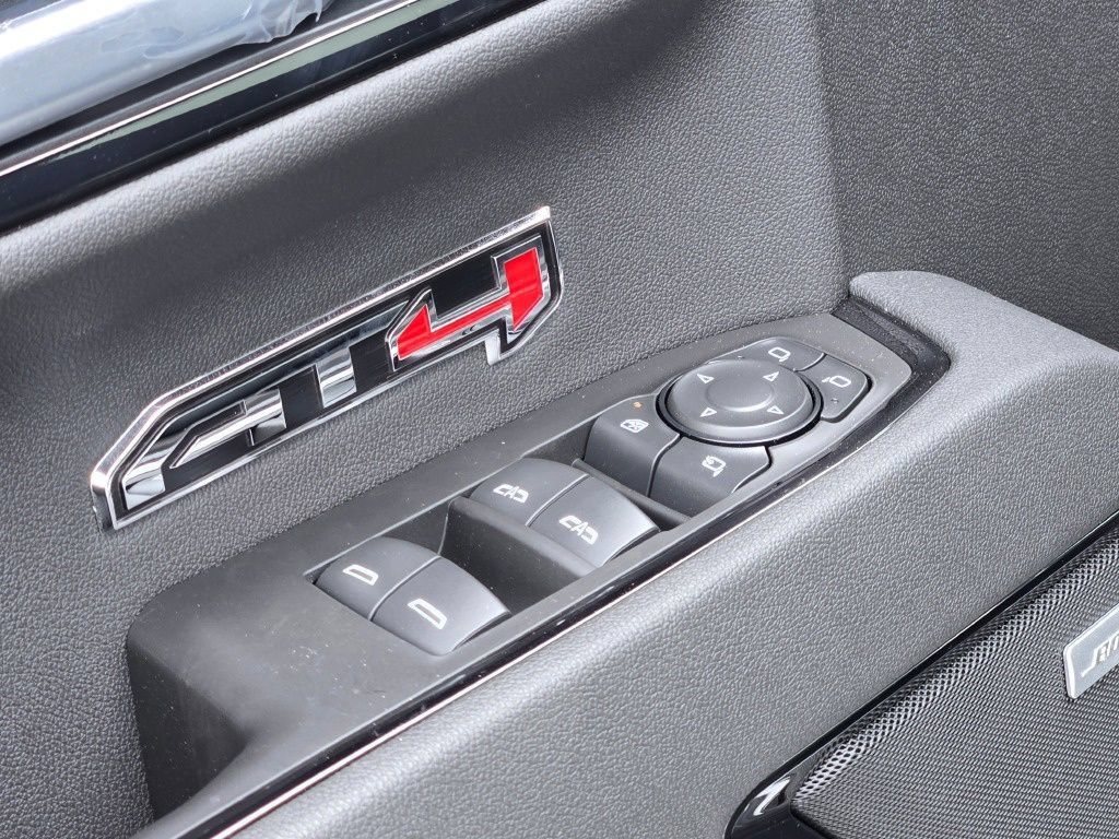 New 2026 GMC Sierra 1500 AT4 w/ Technology Package AWD/4WD image 34