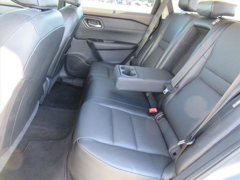 Used 2023 Nissan Rogue SV w/ SV Premium B Package image 26