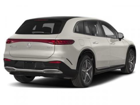 Used 2023 Mercedes-Benz EQS 580 4MATIC SUV image 2