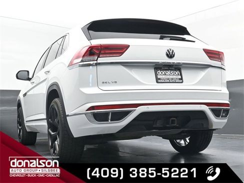 Used 2020 Volkswagen Atlas Cross Sport SEL R-Line image 16