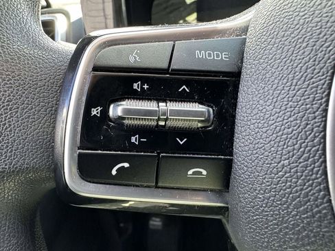 Used 2021 Kia Sorento LX image 24