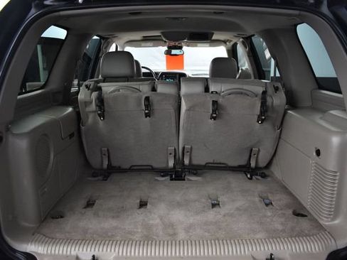 Used 2005 Chevrolet Tahoe Z71 w/ Preferred Equipment Group AWD/4WD image 18