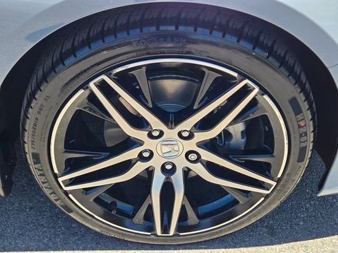 Certified 2022 Honda Accord Touring image 9