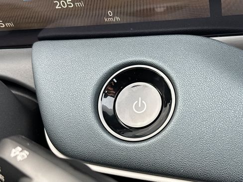New 2026 Nissan Leaf Platinum+ FWD image 23