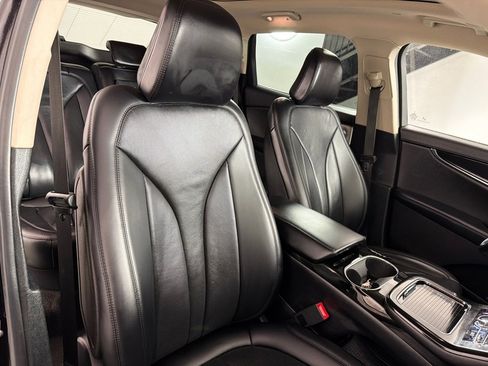 Used 2021 Lincoln Nautilus Reserve w/ Equipment Group 202A image 26