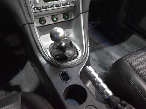 Used 2004 Ford Mustang Mach 1 RWD image 28