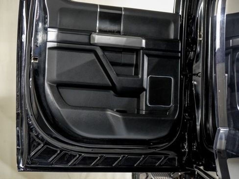 Used 2019 Ford F350 Platinum w/ Platinum Ultimate Package image 38