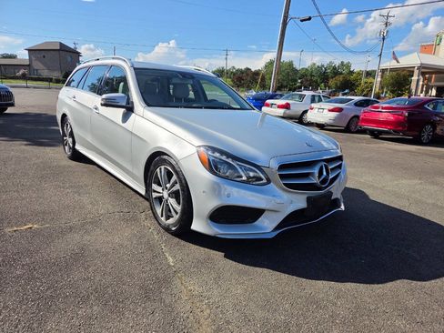 Used 2014 Mercedes-Benz E 350 4MATIC Wagon w/ Premium 1 Package image 2