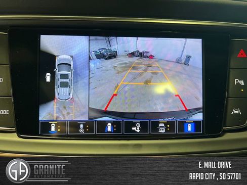Used 2024 Buick Enclave Avenir w/ Avenir Technology Package AWD/4WD image 26