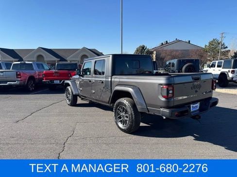New 2026 Jeep Gladiator Sport AWD/4WD image 8
