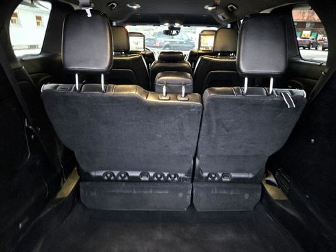 Used 2018 Chrysler Pacifica Limited w/ Advanced Safetytec Group image 16