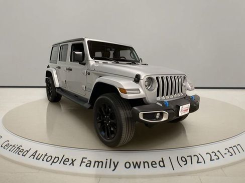 Used 2023 Jeep Wrangler Unlimited Sahara w/ Dual Top Group image 5