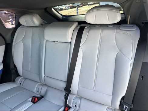 New 2026 Cadillac Optiq Luxury 1 image 16