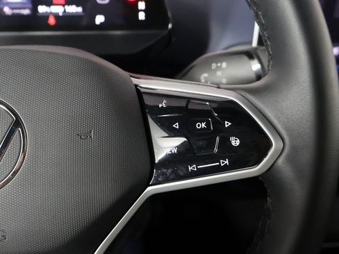 Used 2024 Volkswagen ID.4 Pro S image 42