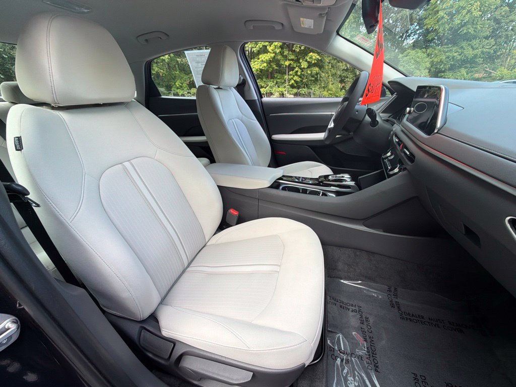 Certified 2023 Hyundai Sonata SEL FWD image 9