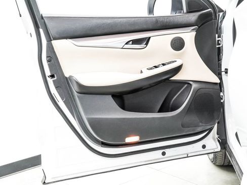 Used 2019 INFINITI QX50 Pure FWD image 39