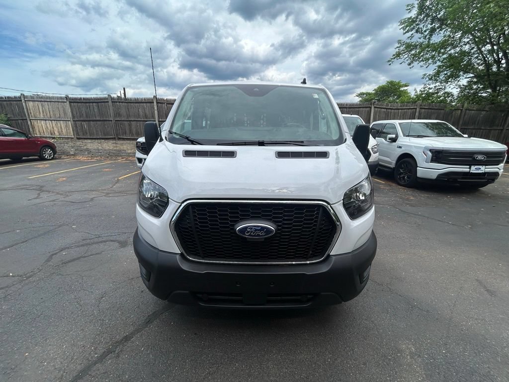 Used 2025 Ford Transit 250 Low Roof w/ Exterior Upgrade Package RWD image 2