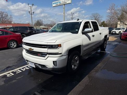 Used 2017 Chevrolet Silverado 1500 LTZ Z71 w/ LTZ Plus Package image 8