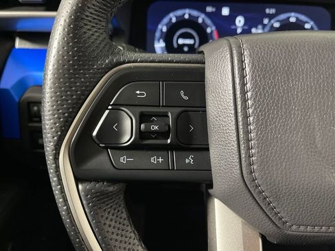 Certified 2025 Toyota Tacoma TRD Off-Road image 26