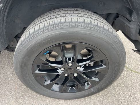 Used 2023 Jeep Wrangler Unlimited Sahara w/ Cold Weather Group image 12