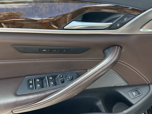 Used 2019 BMW 540i xDrive w/ M Sport Package AWD/4WD image 17